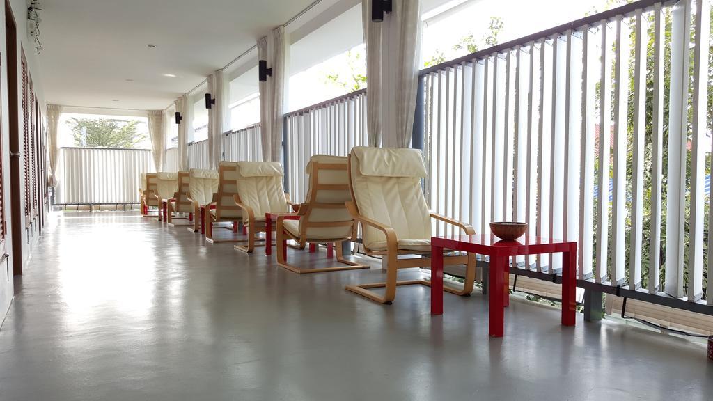 Barefeet Naturist Resort (Adults Only) Банкок Екстериор снимка