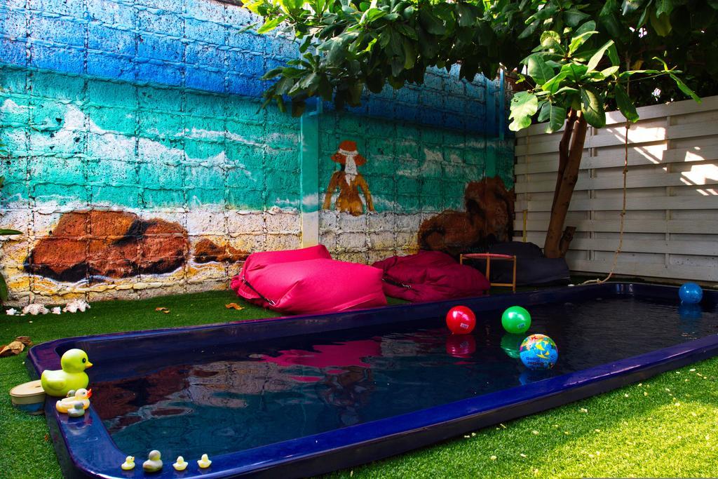 Barefeet Naturist Resort (Adults Only) Банкок Екстериор снимка