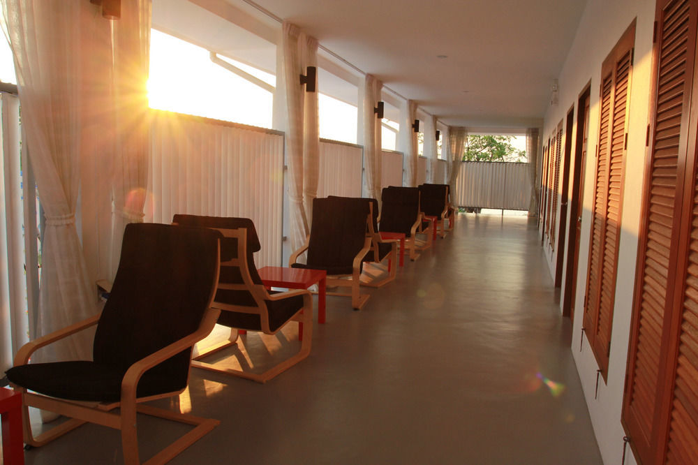 Barefeet Naturist Resort (Adults Only) Банкок Екстериор снимка