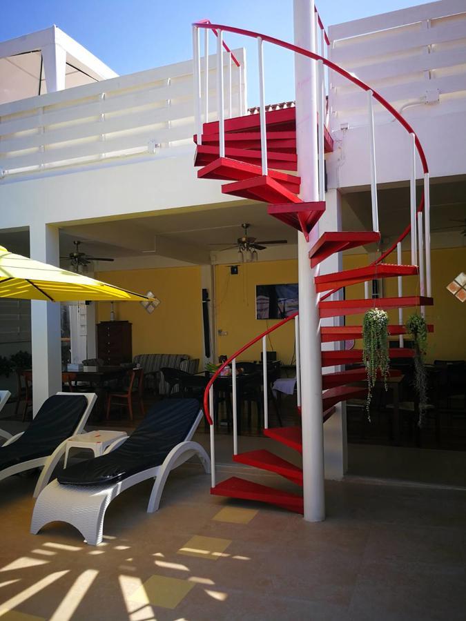 Barefeet Naturist Resort (Adults Only) Банкок Екстериор снимка